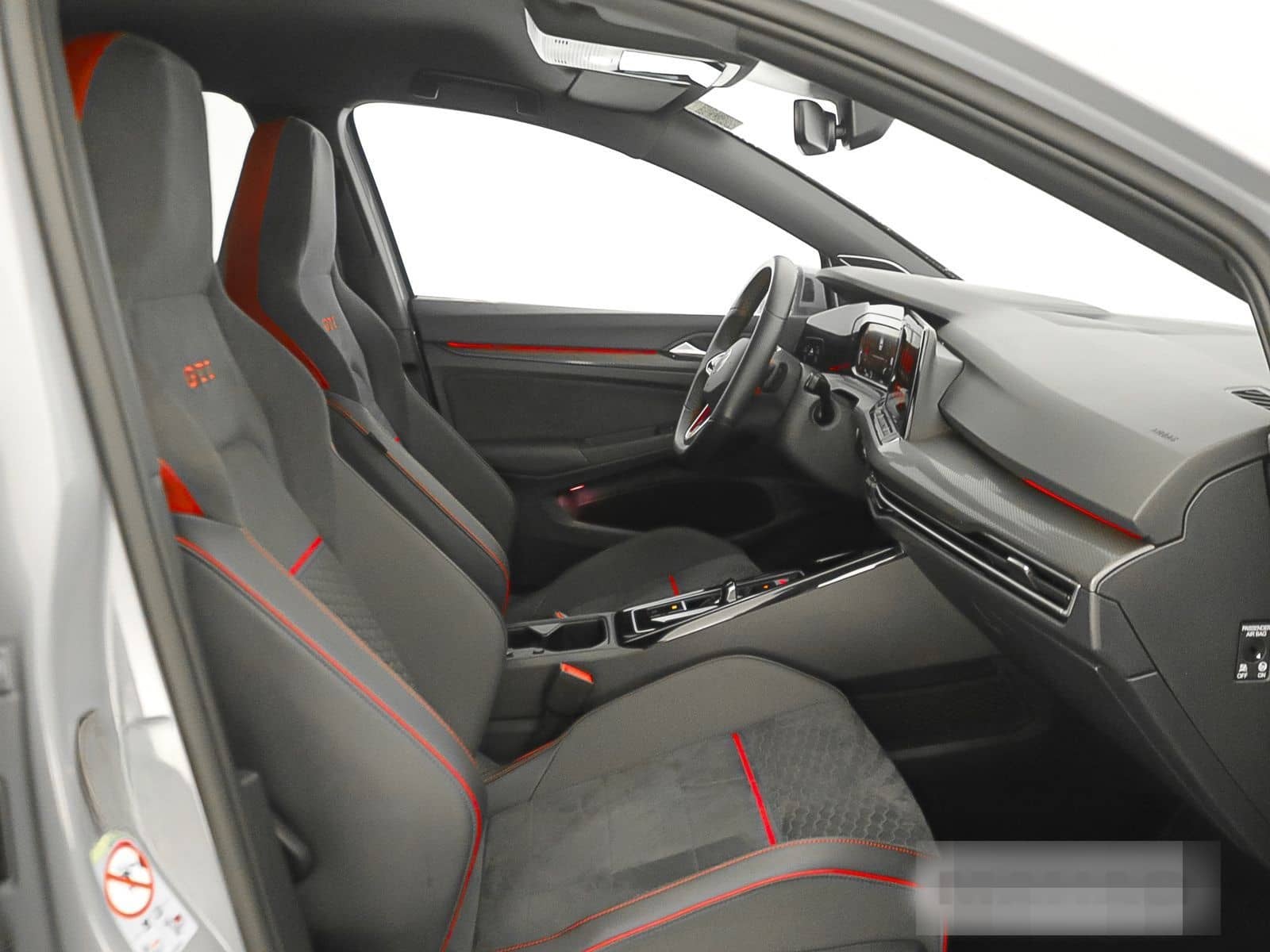 Volkswagen Golf VIII GTI Clubsport 2.0 TSI LED+ Navi ParkPi foto 13