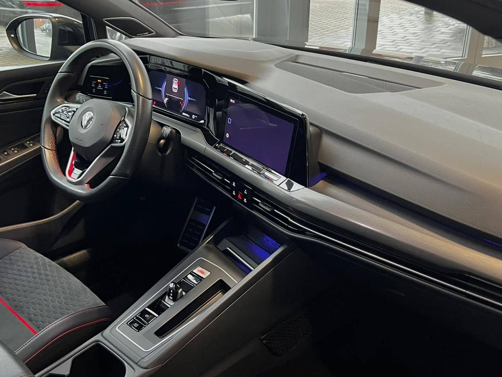 Volkswagen Golf VIII GTI Clubsport 45 2.0 TSI"Matrix/H&K" foto 16