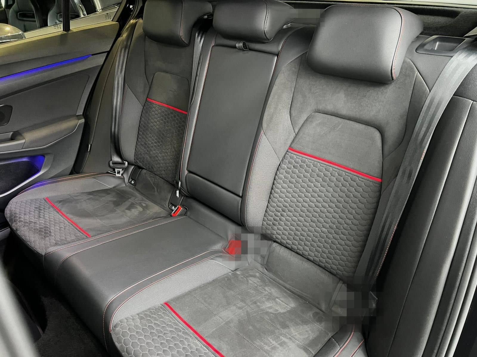 Volkswagen Golf VIII GTI Clubsport 45 2.0 TSI"Matrix/H&K" foto 21