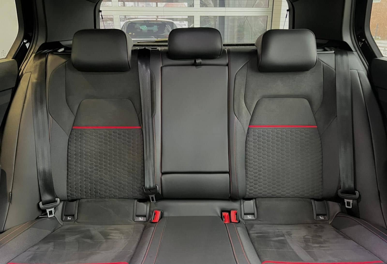 Volkswagen Golf VIII GTI Clubsport 45 2.0 TSI"Matrix/H&K" foto 25