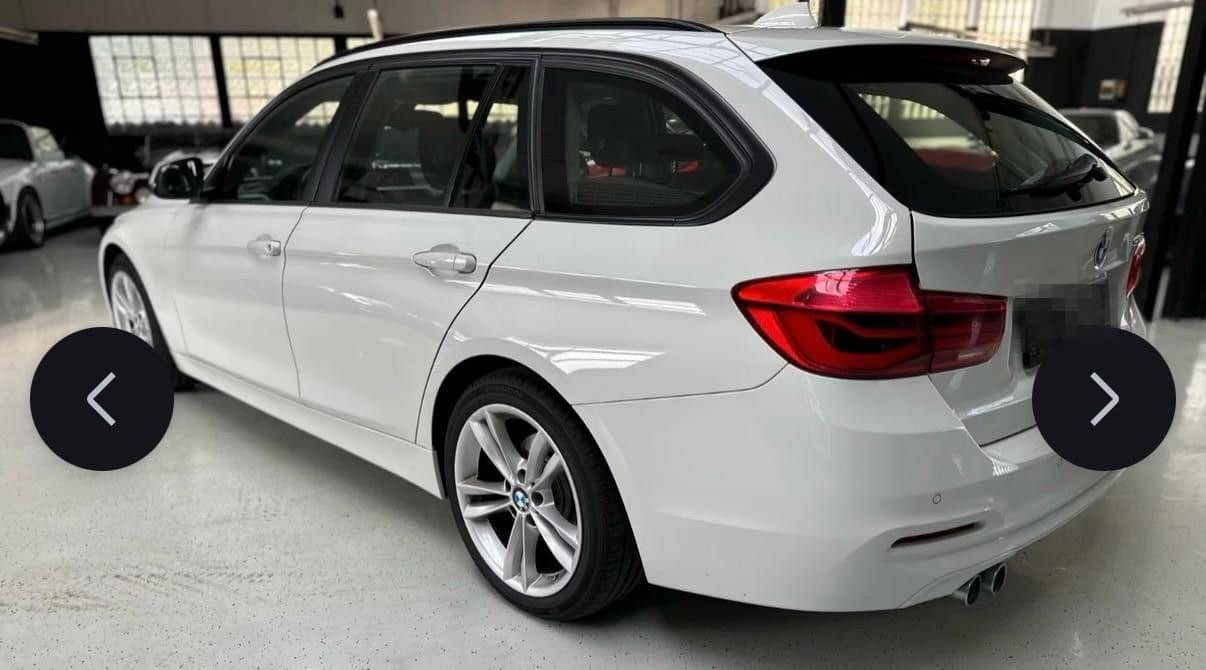BMW 320 3 Touring 320 i Advantage foto 4