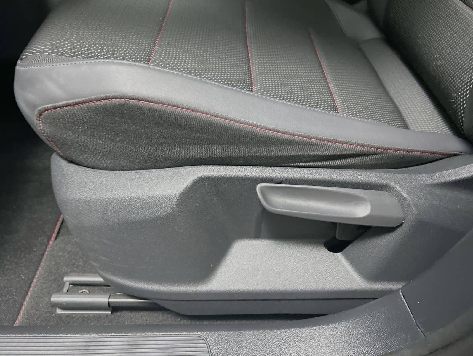 Volkswagen T-Roc 1.5 TSI Sport foto 12