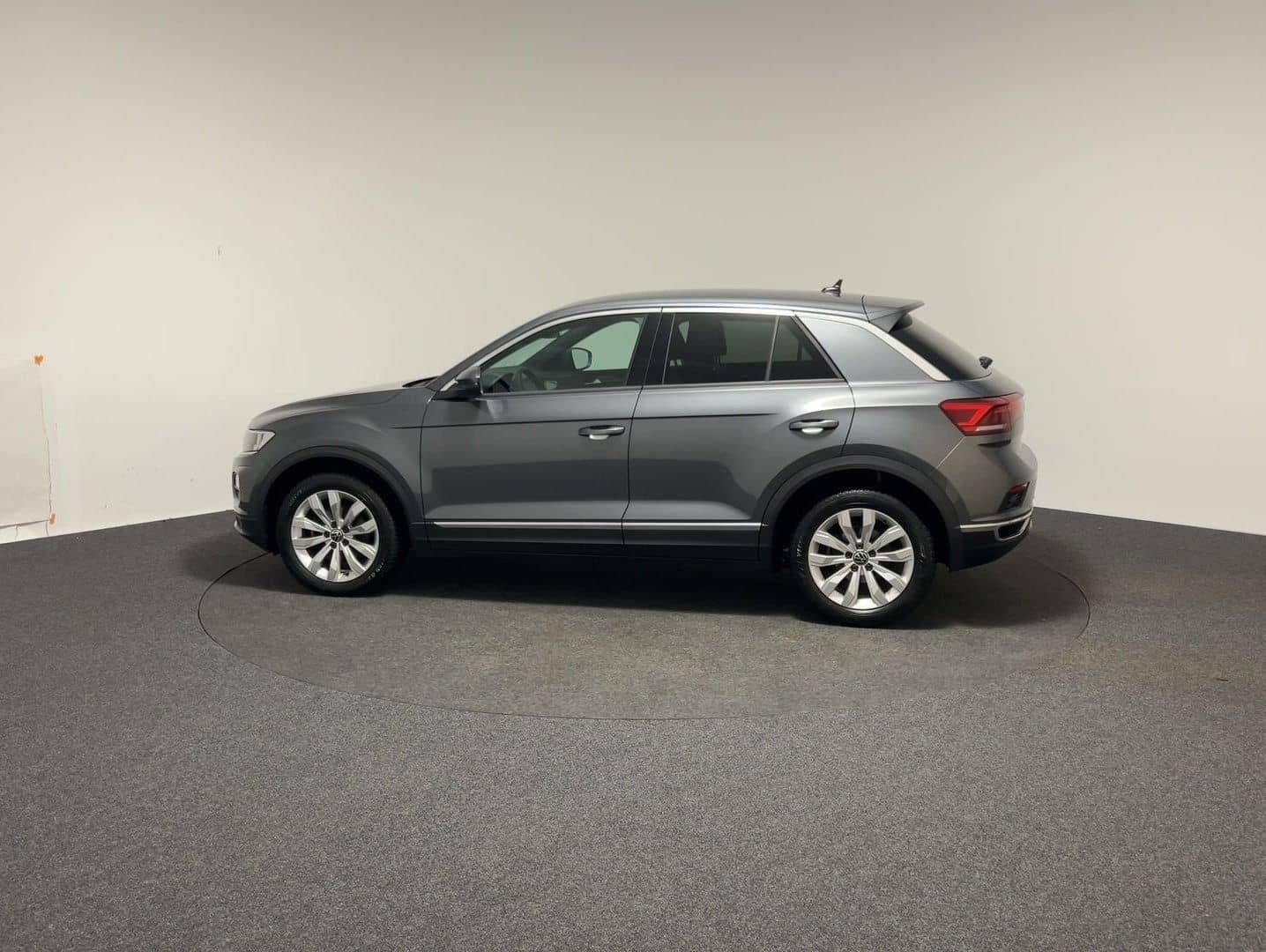 Volkswagen T-Roc 1.5 TSI Sport foto 5