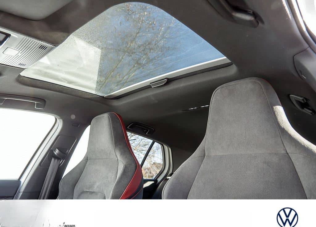 Volkswagen Golf VIII GTI 2.0 TSI DSG CLUBSPORT LED NAVI foto 20