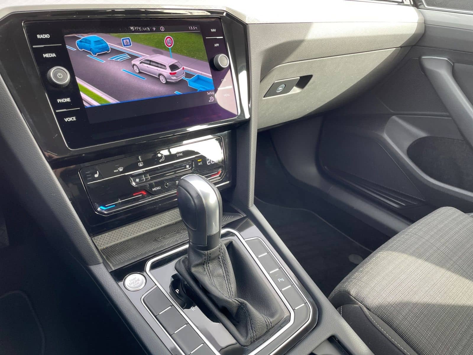 Volkswagen Passat Variant 2.0 TDI DSG Business LED Standzhg foto 8