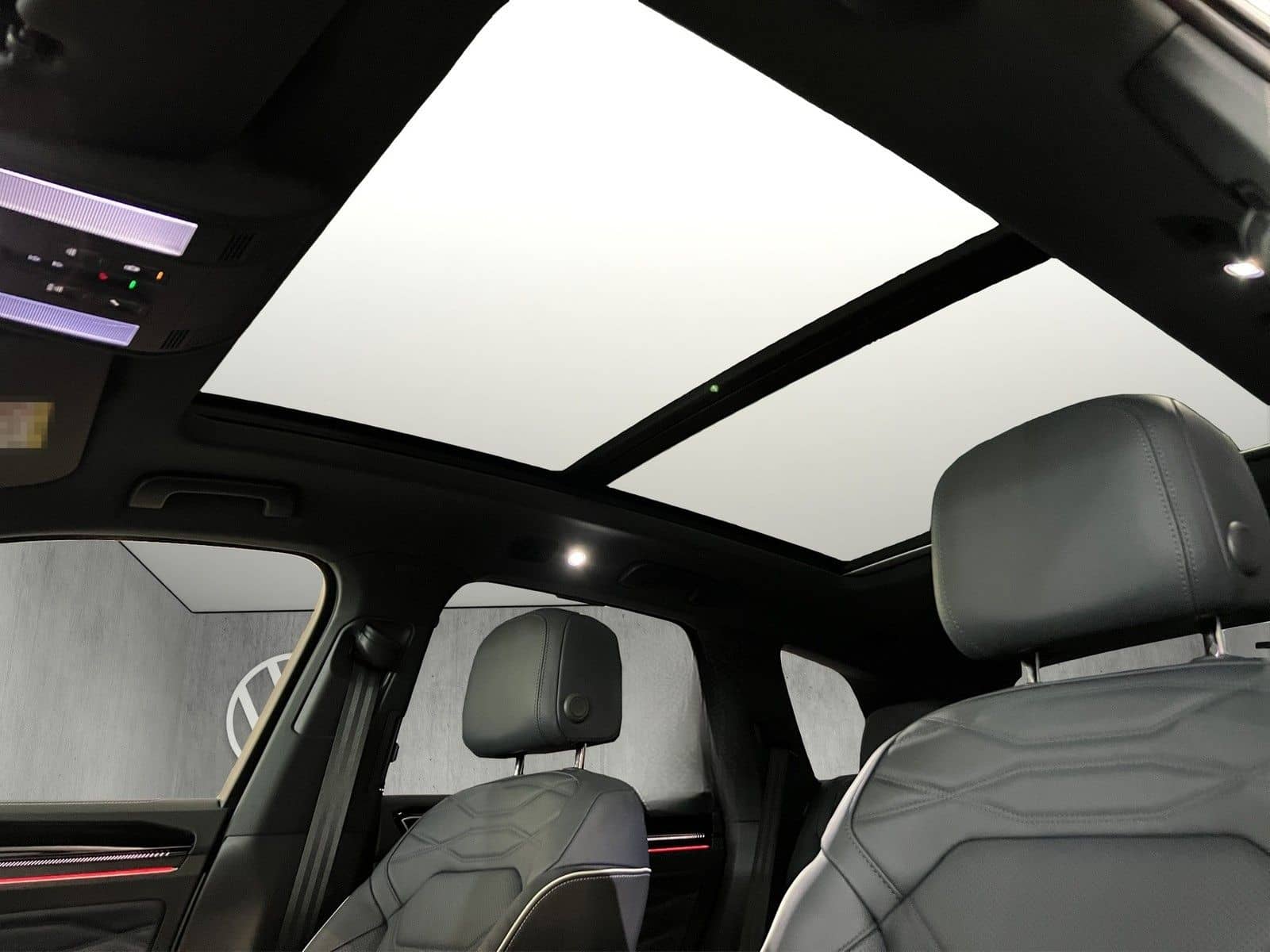 Volkswagen Touareg V6 3.0 TDI 210 kW 4Motion R-Line foto 20