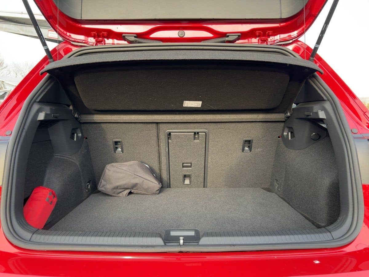 Volkswagen Golf VIII GTI CLUBSPORT EDITION 45 MATRIX+NAV+SH foto 7