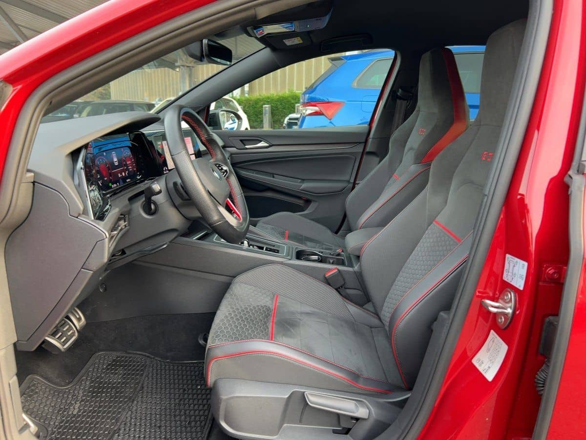 Volkswagen Golf VIII GTI CLUBSPORT EDITION 45 MATRIX+NAV+SH foto 8