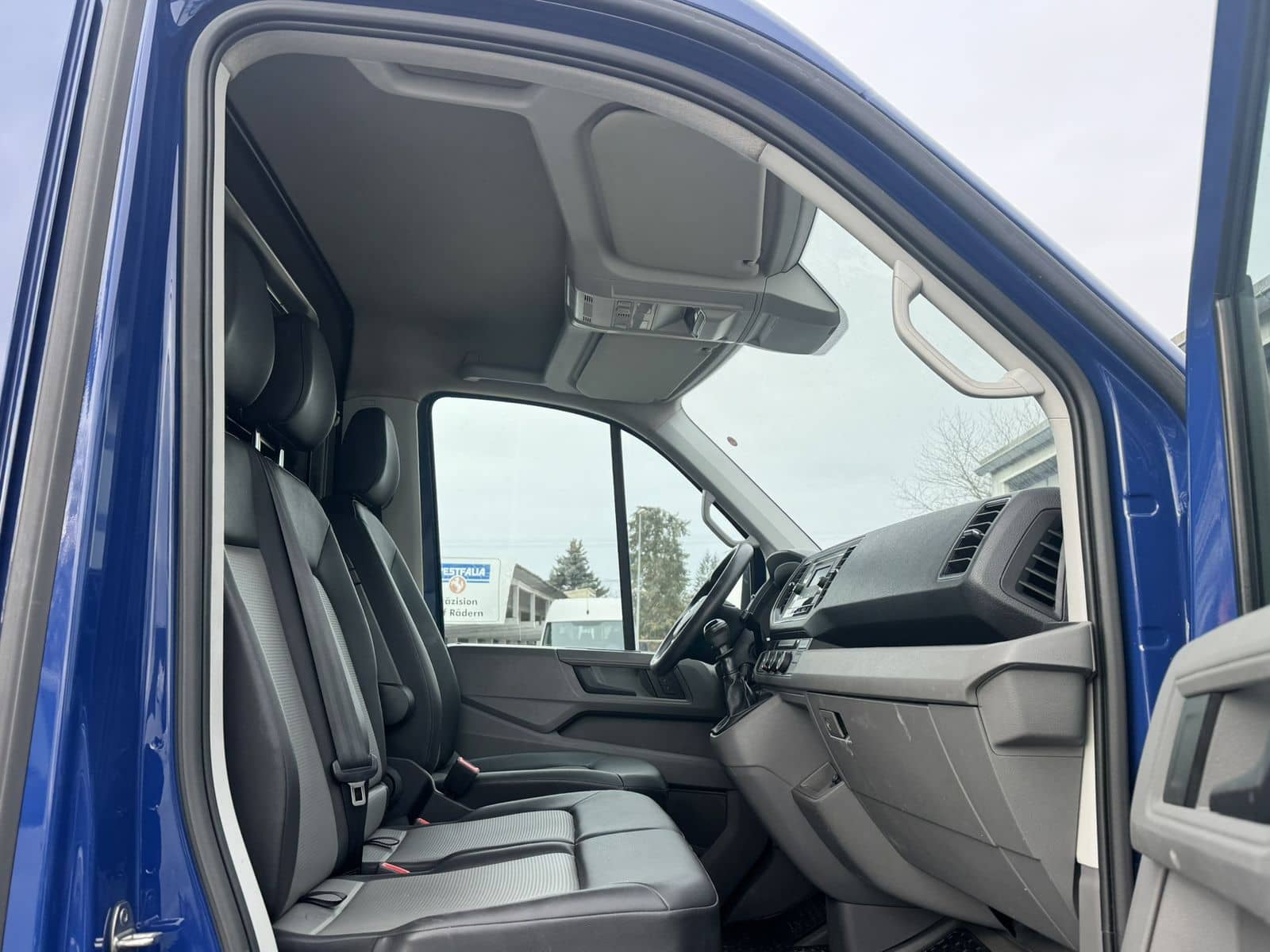 Volkswagen Crafter Kasten 35 MR L2H1 Klima*Standheizung*PDC foto 5