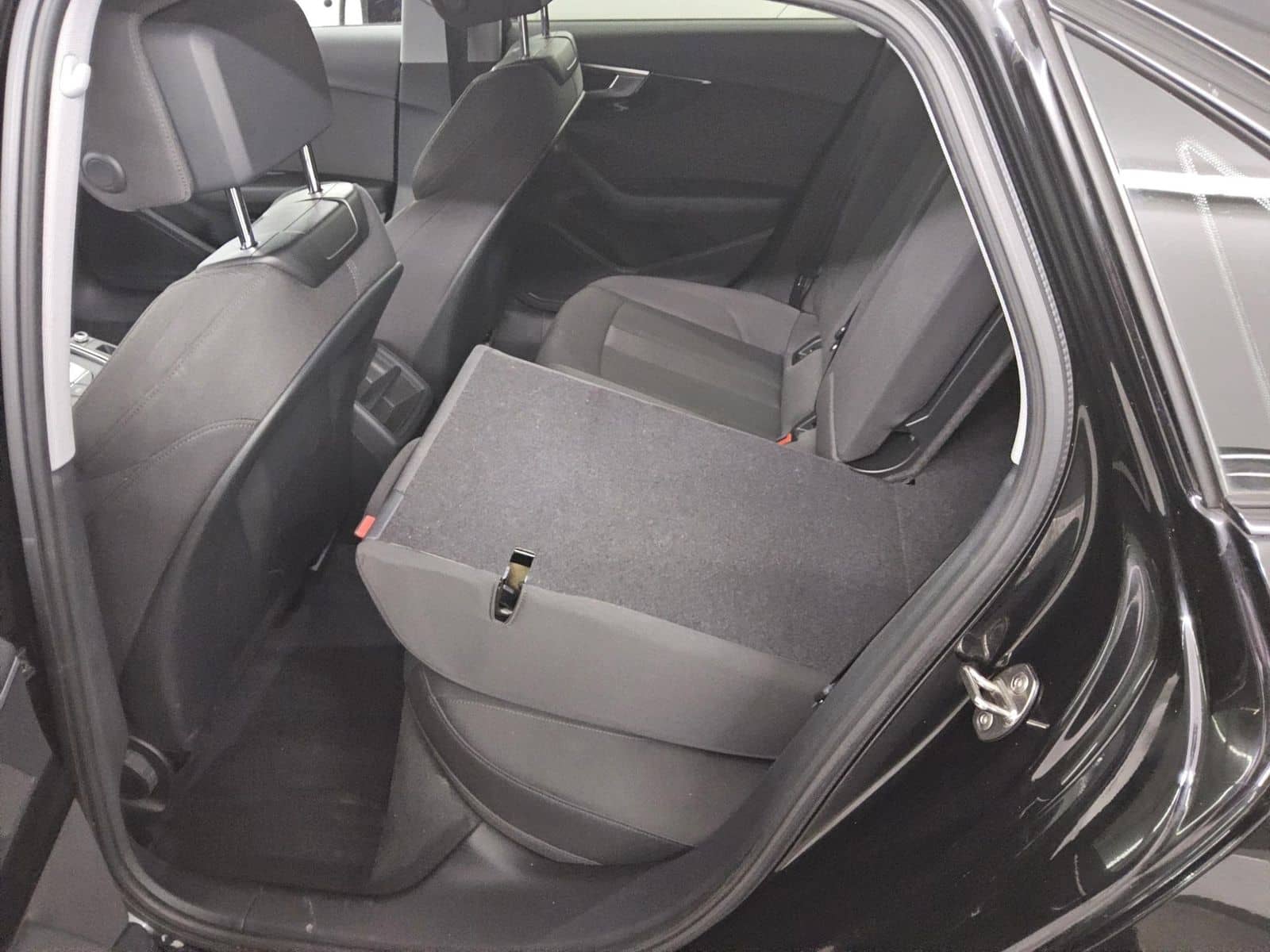 Audi A4 40 TFSI advanced LED Sportsitze Sound Shz PDC foto 12