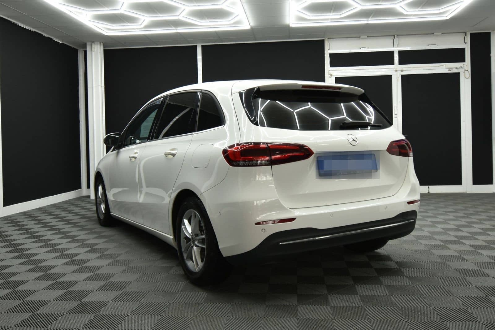 Mercedes-Benz B 200 NAVI SHZ RFK LED TEMP 72t km foto 6