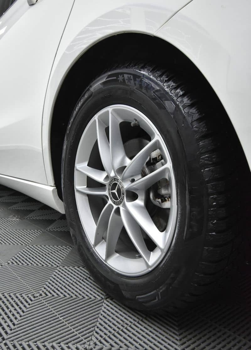 Mercedes-Benz B 200 NAVI SHZ RFK LED TEMP 72t km foto 9