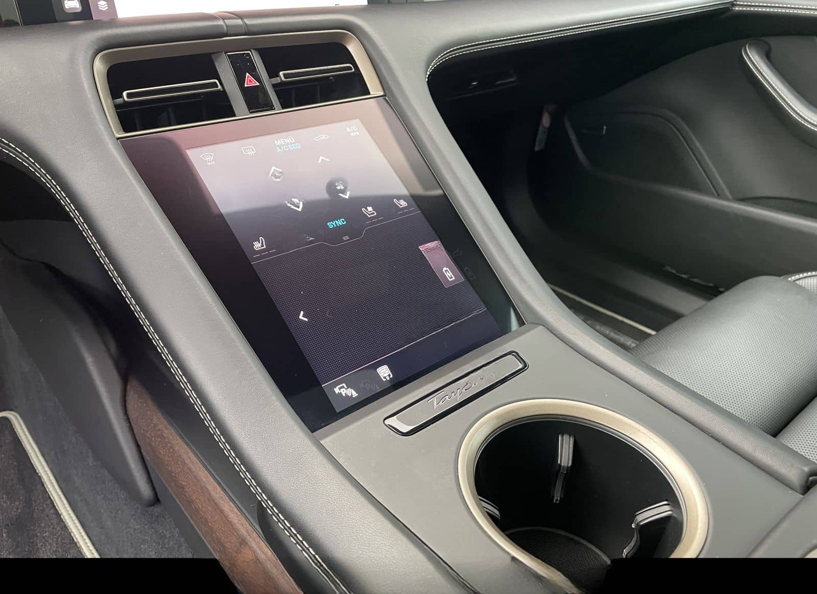 Porsche Taycan GTS foto 15