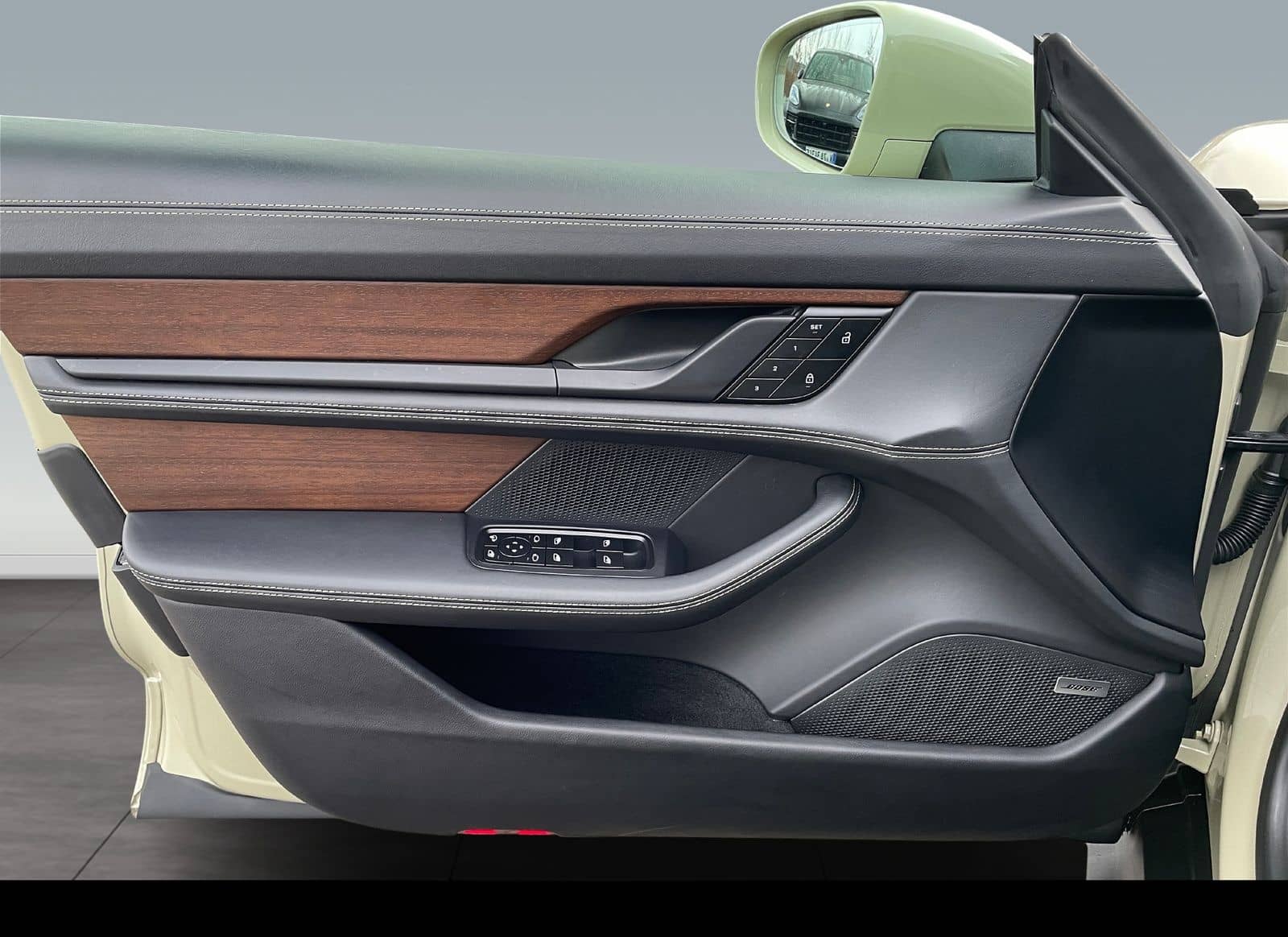 Porsche Taycan GTS foto 16