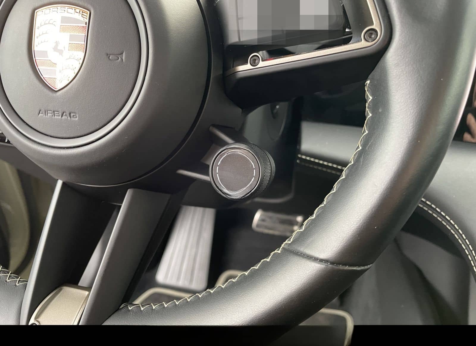 Porsche Taycan GTS foto 25