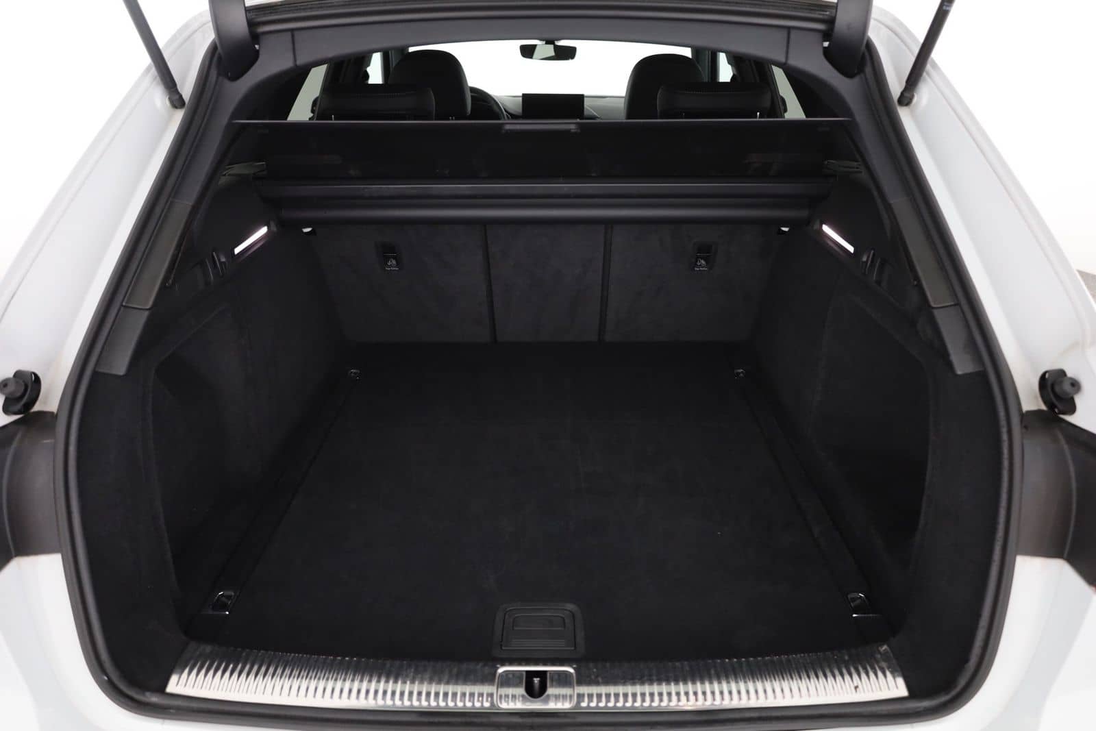 Audi A4 Avant 40 TDI S-Line quattro Aut. LED ACC Navi foto 25