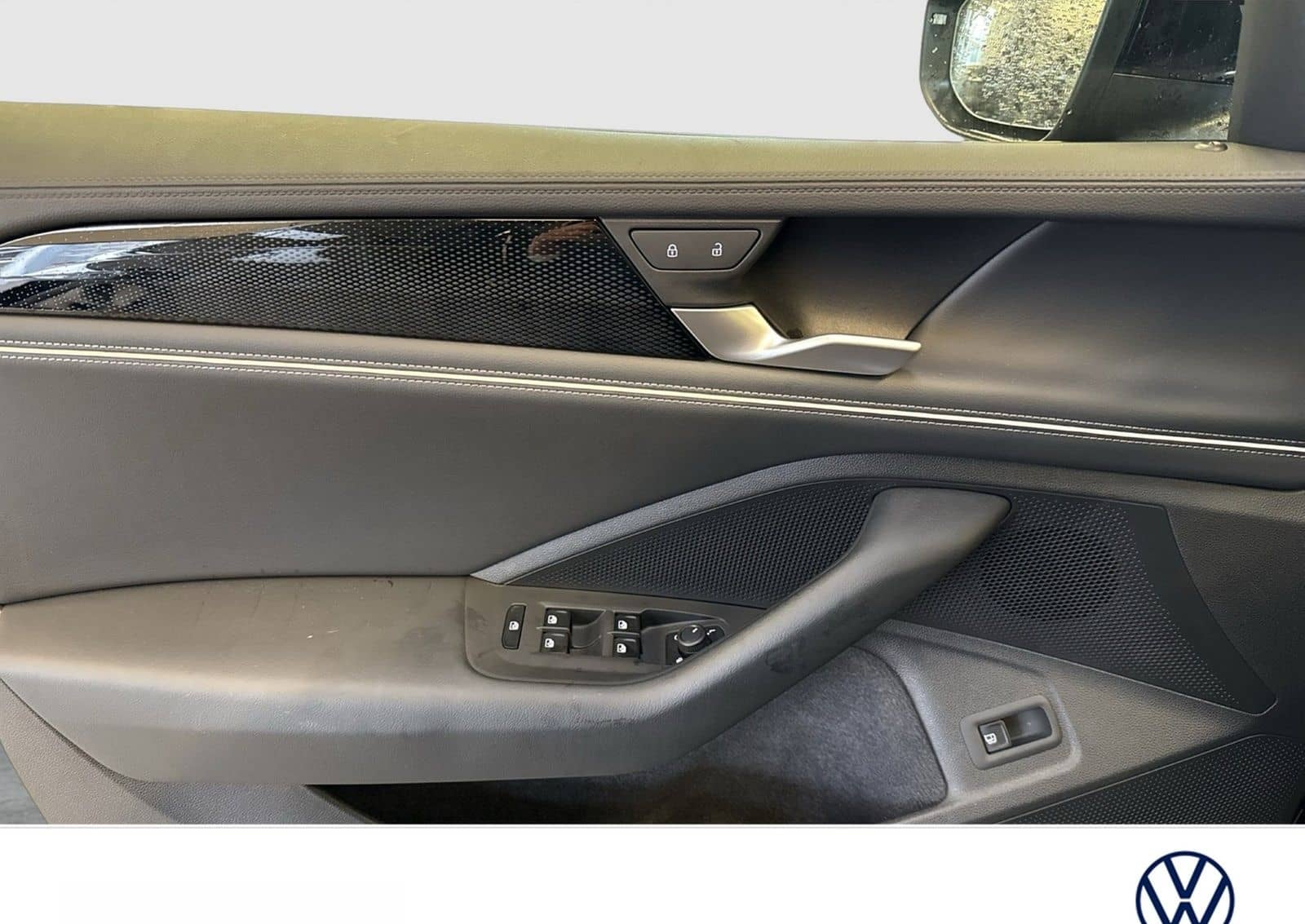 Volkswagen Passat Variant 1.5 HYBRID BUSINESS AHK CAM ACC foto 20