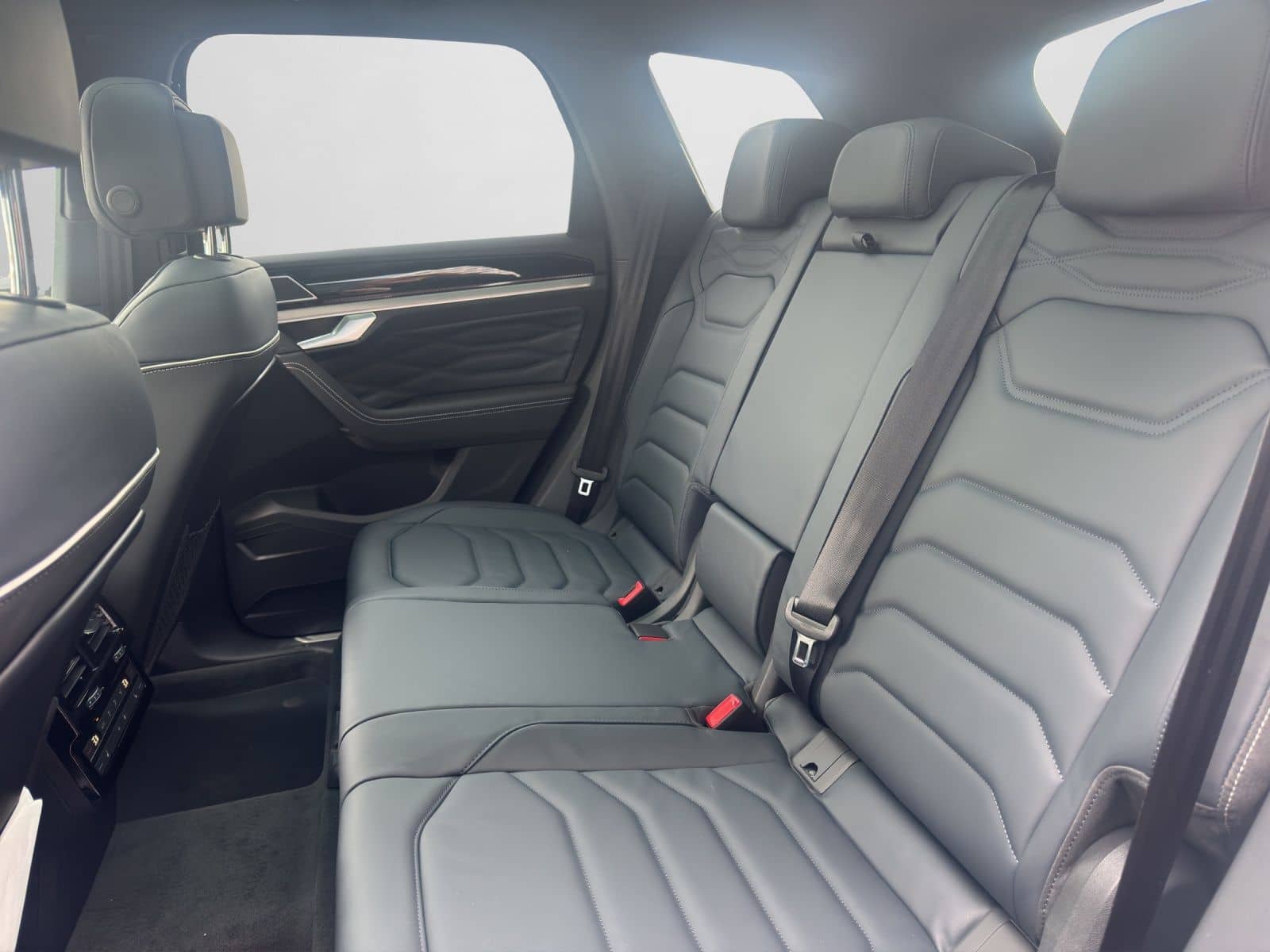 Volkswagen Touareg "FINAL EDITION" R-Line, BlackStyle, AHK, foto 13