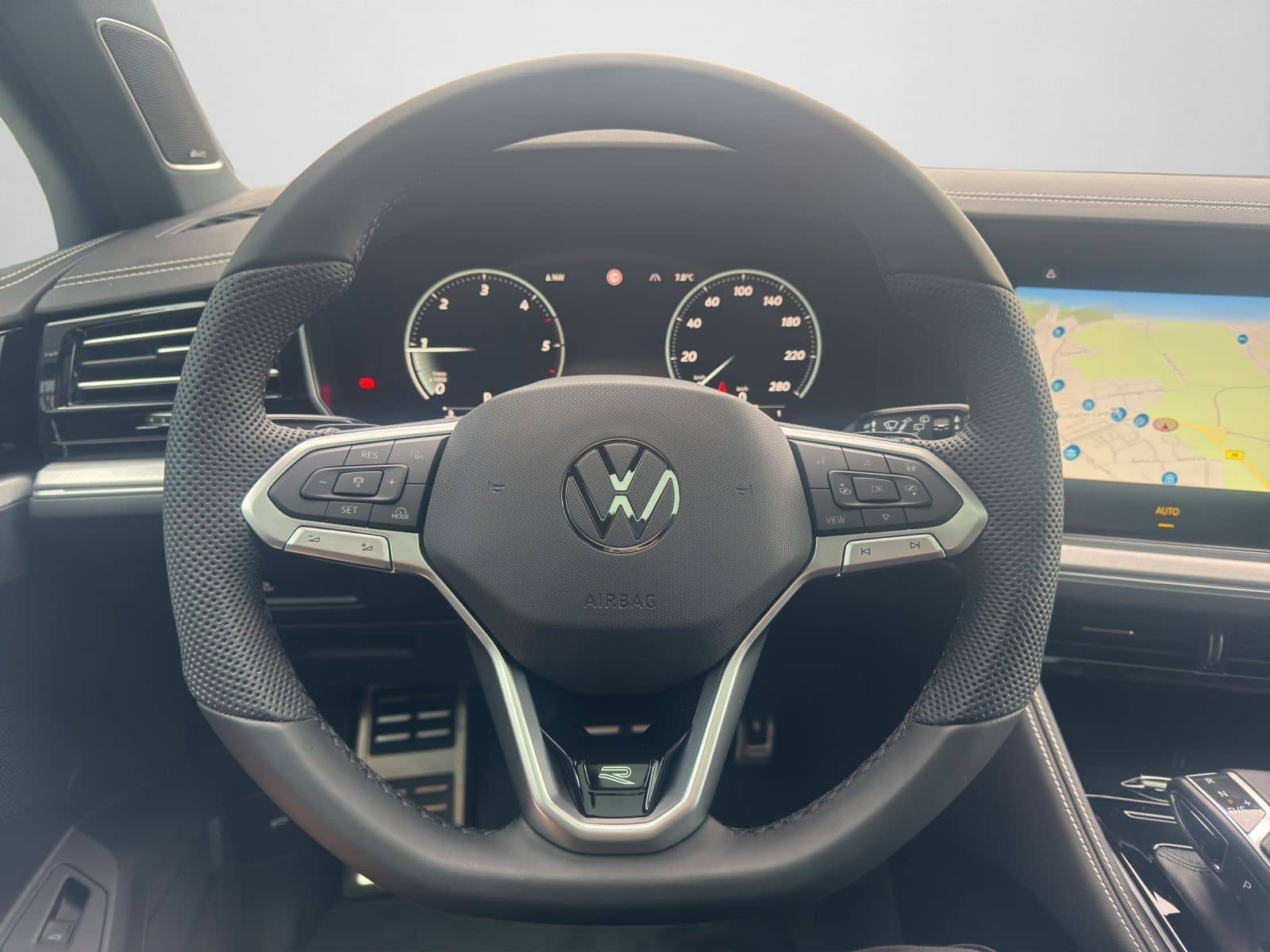 Volkswagen Touareg "FINAL EDITION" R-Line, BlackStyle, AHK, foto 8