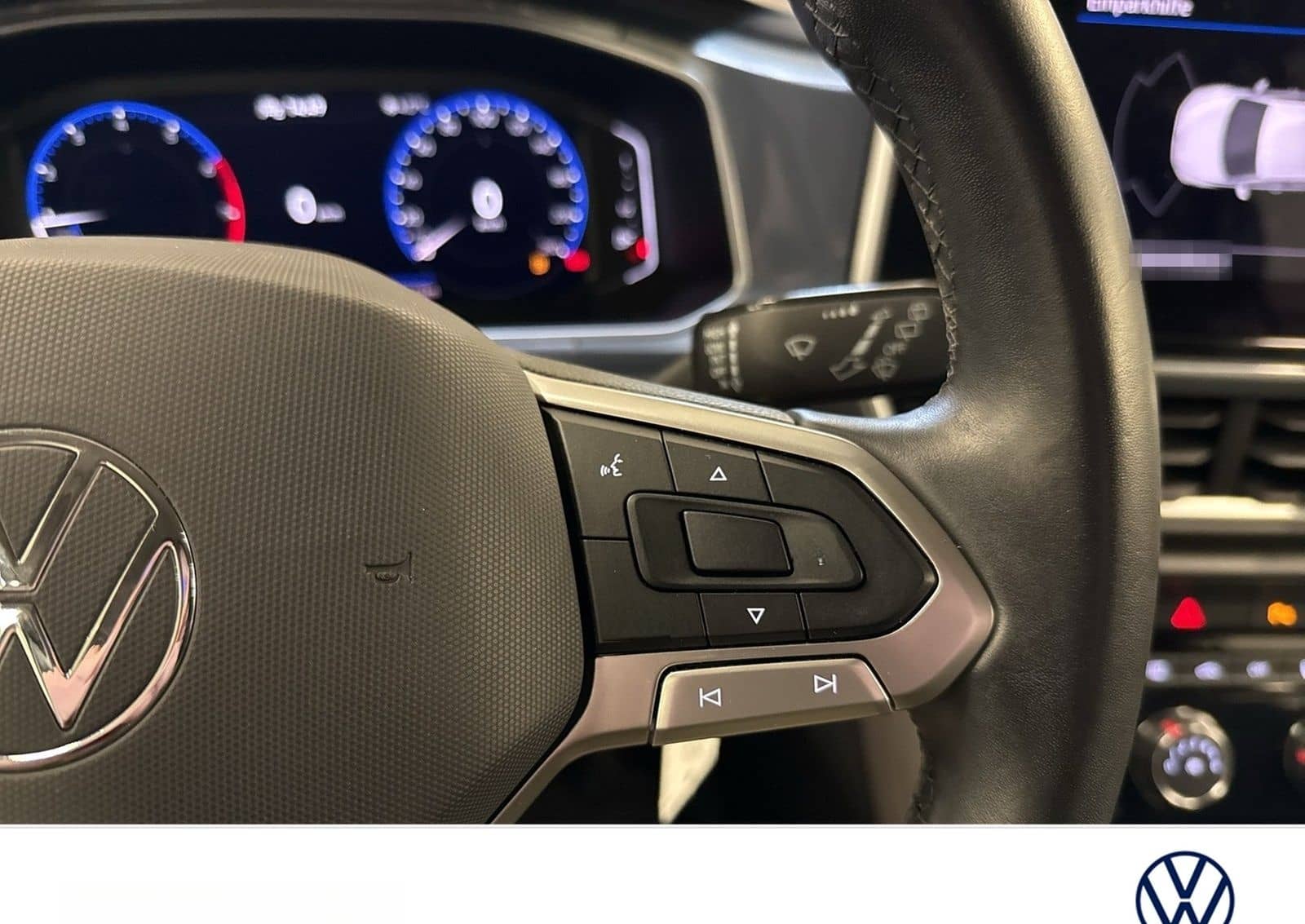 Volkswagen T-Roc 1.0 STYLE ACC LM17 LED+ CARPLAY SITZHEIZ. foto 17