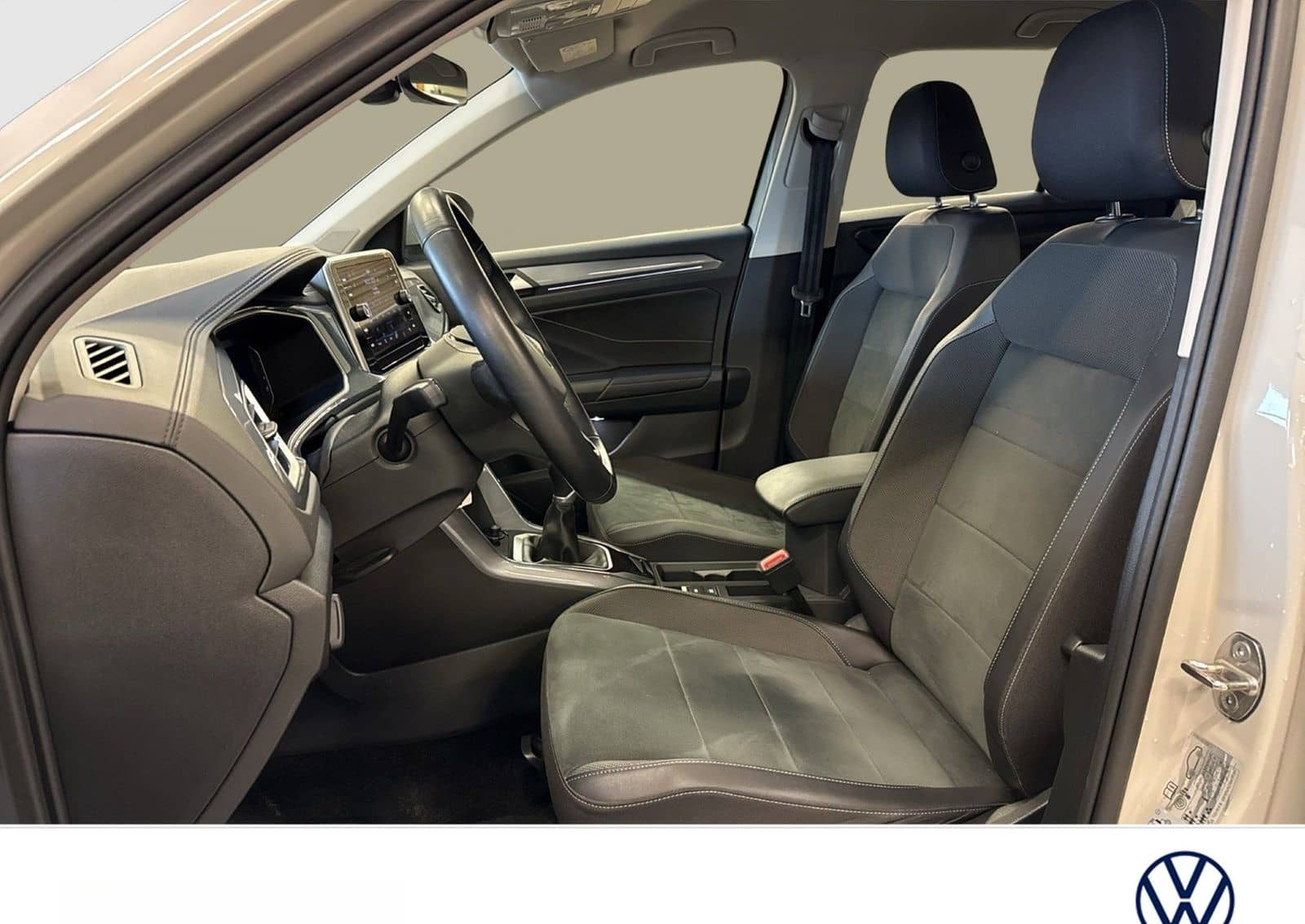 Volkswagen T-Roc 1.0 STYLE ACC LM17 LED+ CARPLAY SITZHEIZ. foto 7