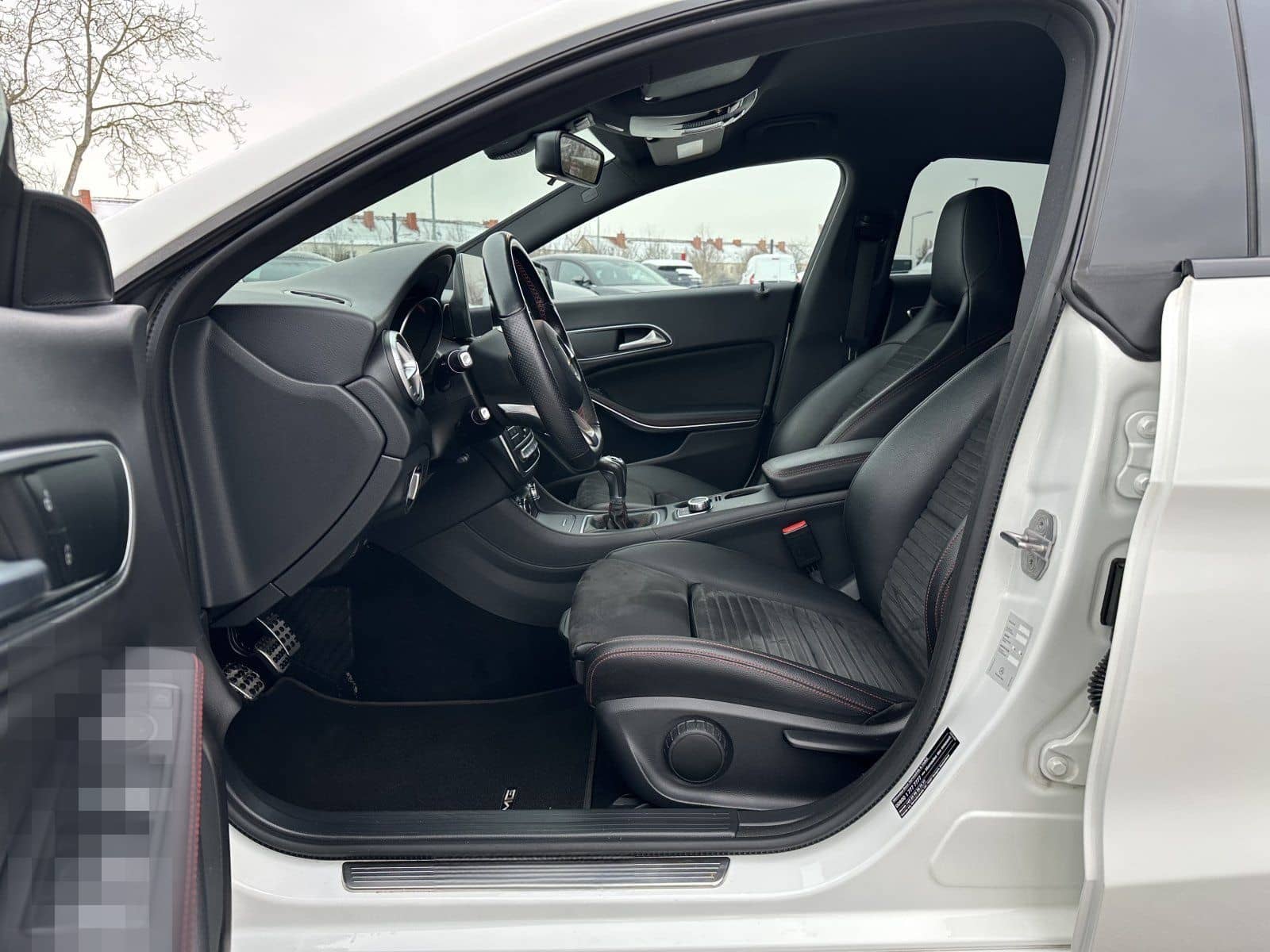 Mercedes-Benz CLA 200 SB AMG LINE/NIGHT/KAMERA/AHK foto 14