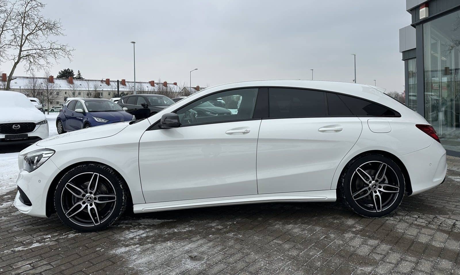 Mercedes-Benz CLA 200 SB AMG LINE/NIGHT/KAMERA/AHK foto 4