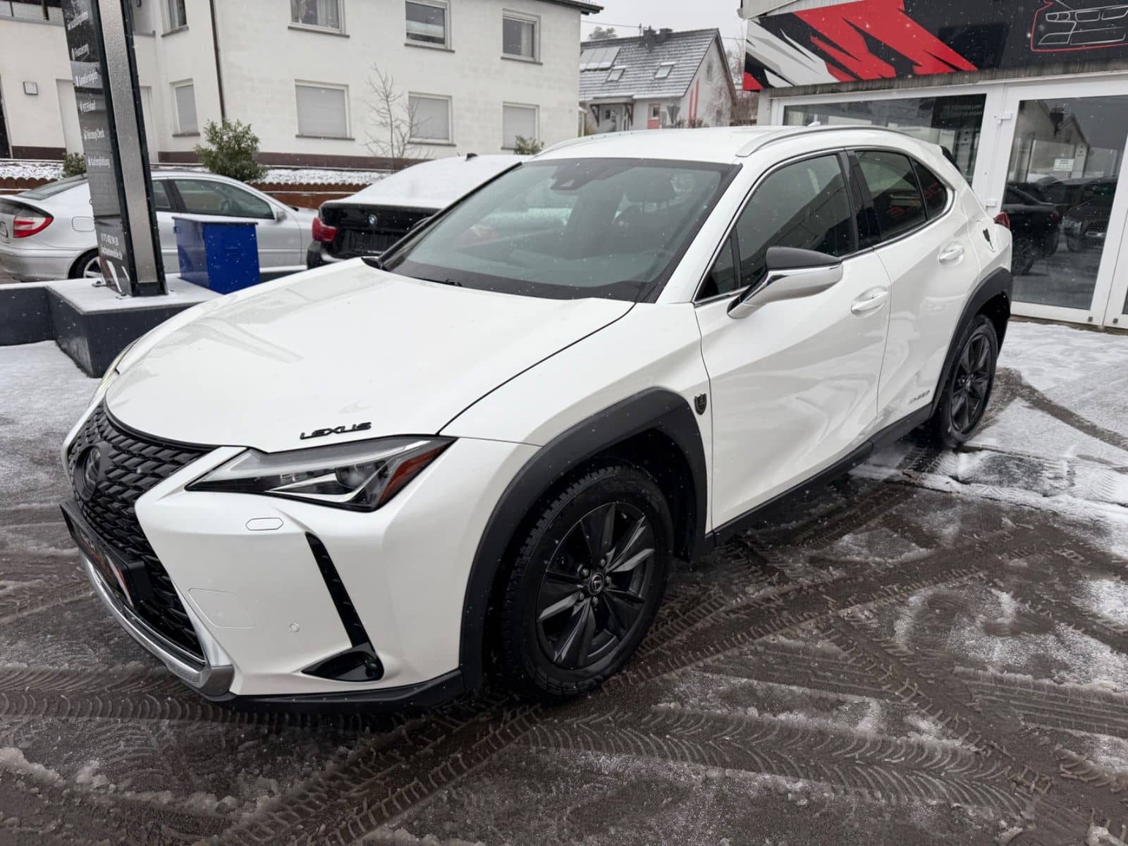 Lexus UX 250 h Alcantara LED foto 3