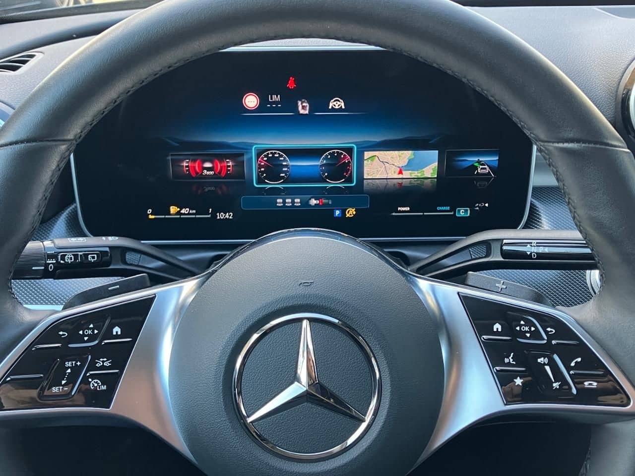 Mercedes-Benz C 200 T Avantgarde Digital Light Distronic foto 10