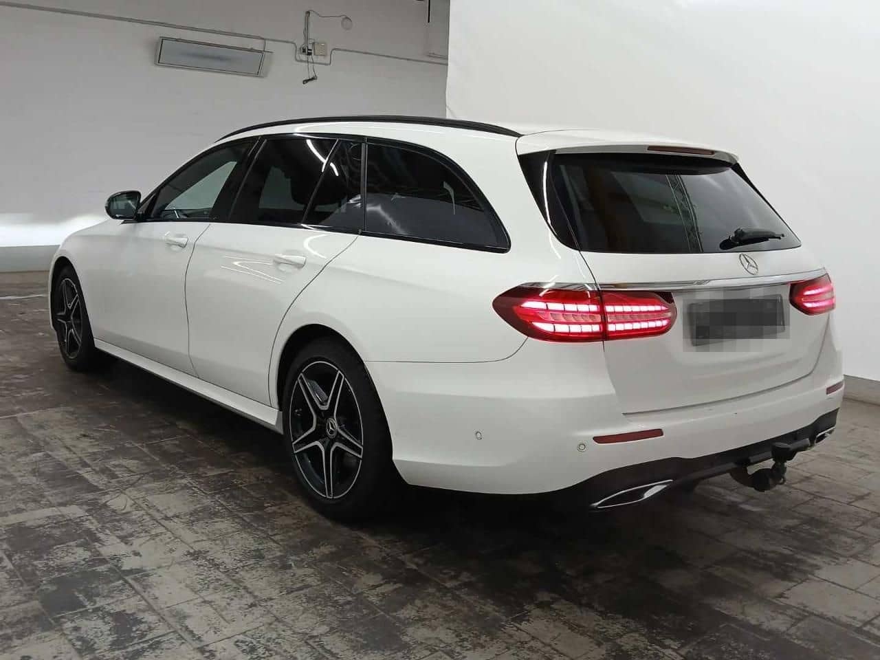 Mercedes-Benz E 400 d 4M T AMG Night Standhz AHK Sitzklima 360 foto 4