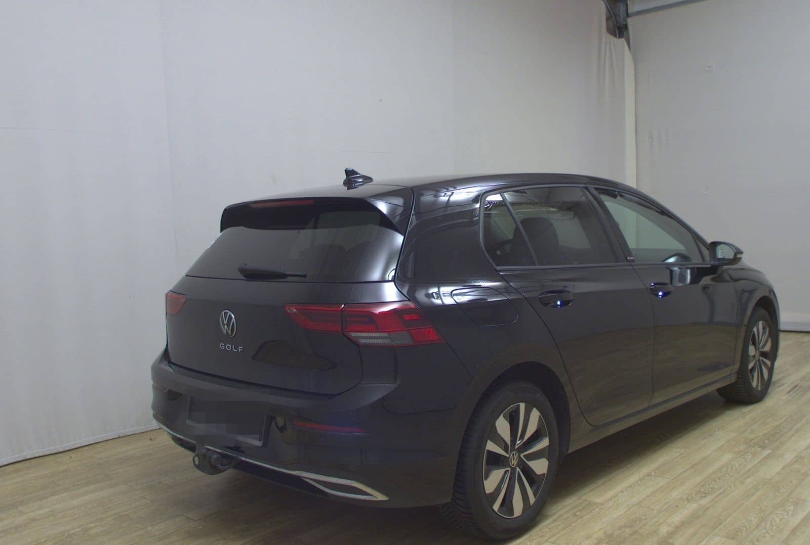 Volkswagen Golf-8 2.0 TDI Move Navi LED RfK AHK ACC PDC Shz foto 4