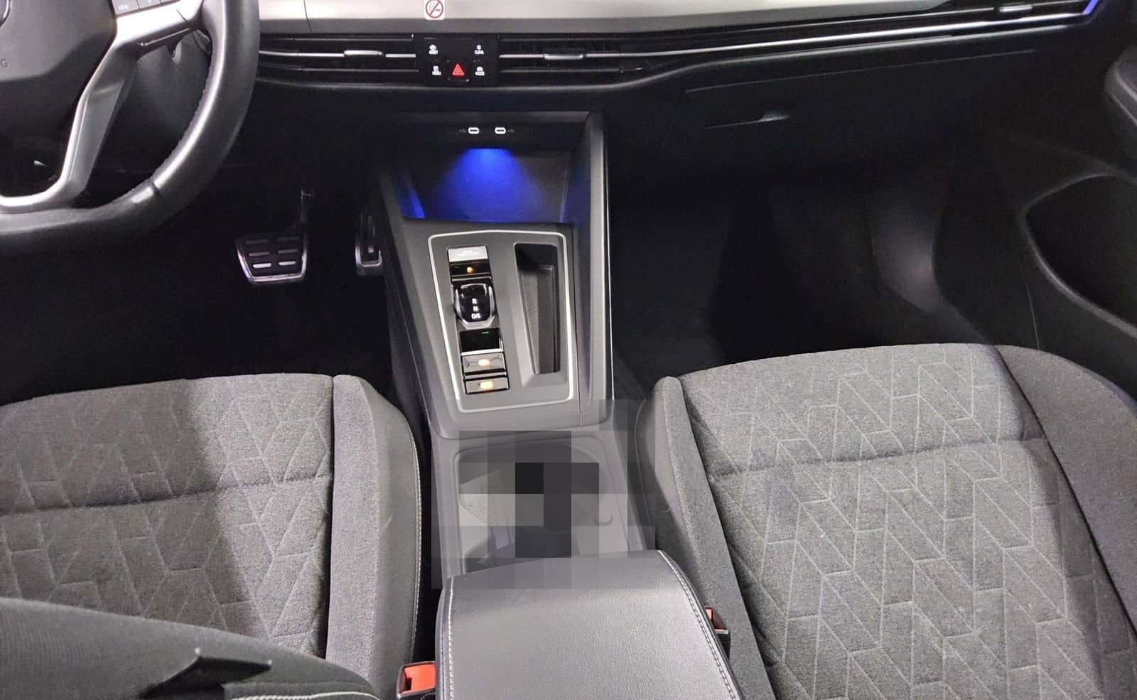 Volkswagen Golf-8 2.0 TDI Move Navi LED RfK AHK ACC PDC Shz foto 6