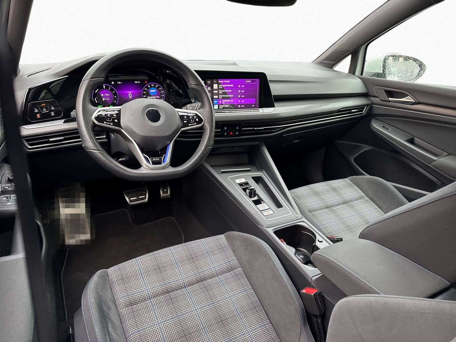 Volkswagen Golf VIII GTE 1.4 TSI eHybrid nAVI LED SHZ foto 10