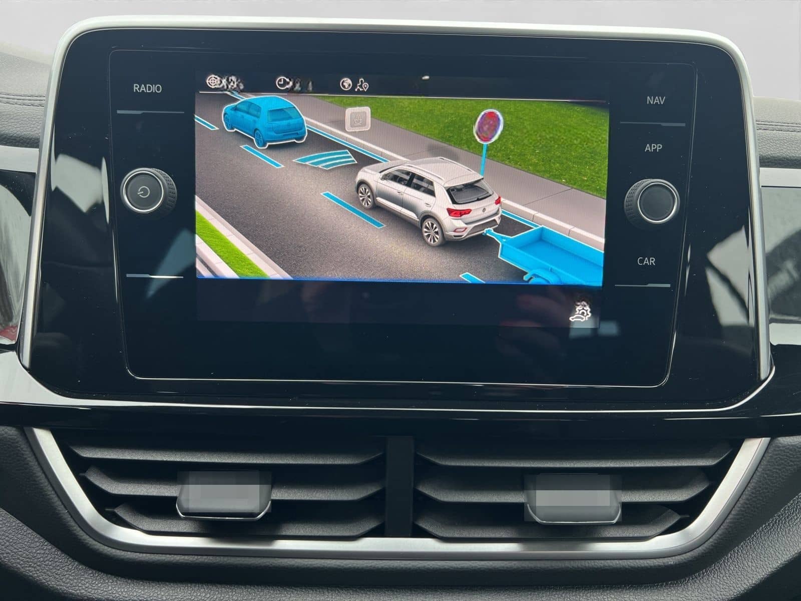 Volkswagen T-Roc 1.0 TSI R-LINE AHK KAMERA LED+ NAVI ACC foto 13