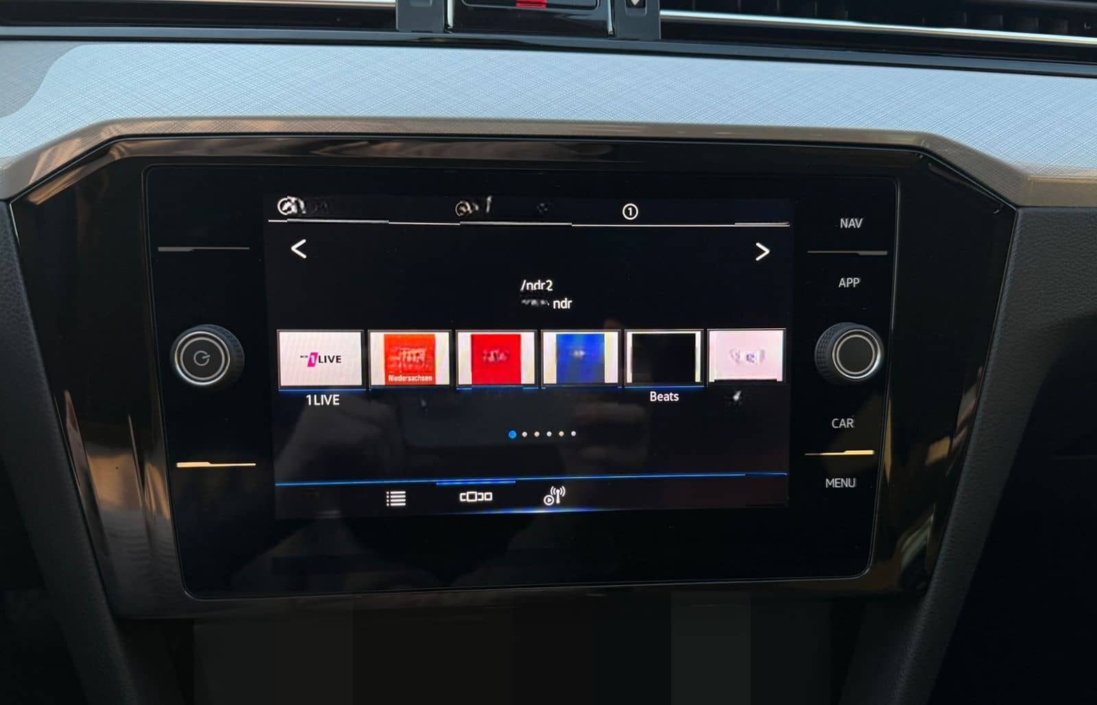 Volkswagen Passat Variant Business 2.0 TDI DSG LED NAVI AHK foto 15