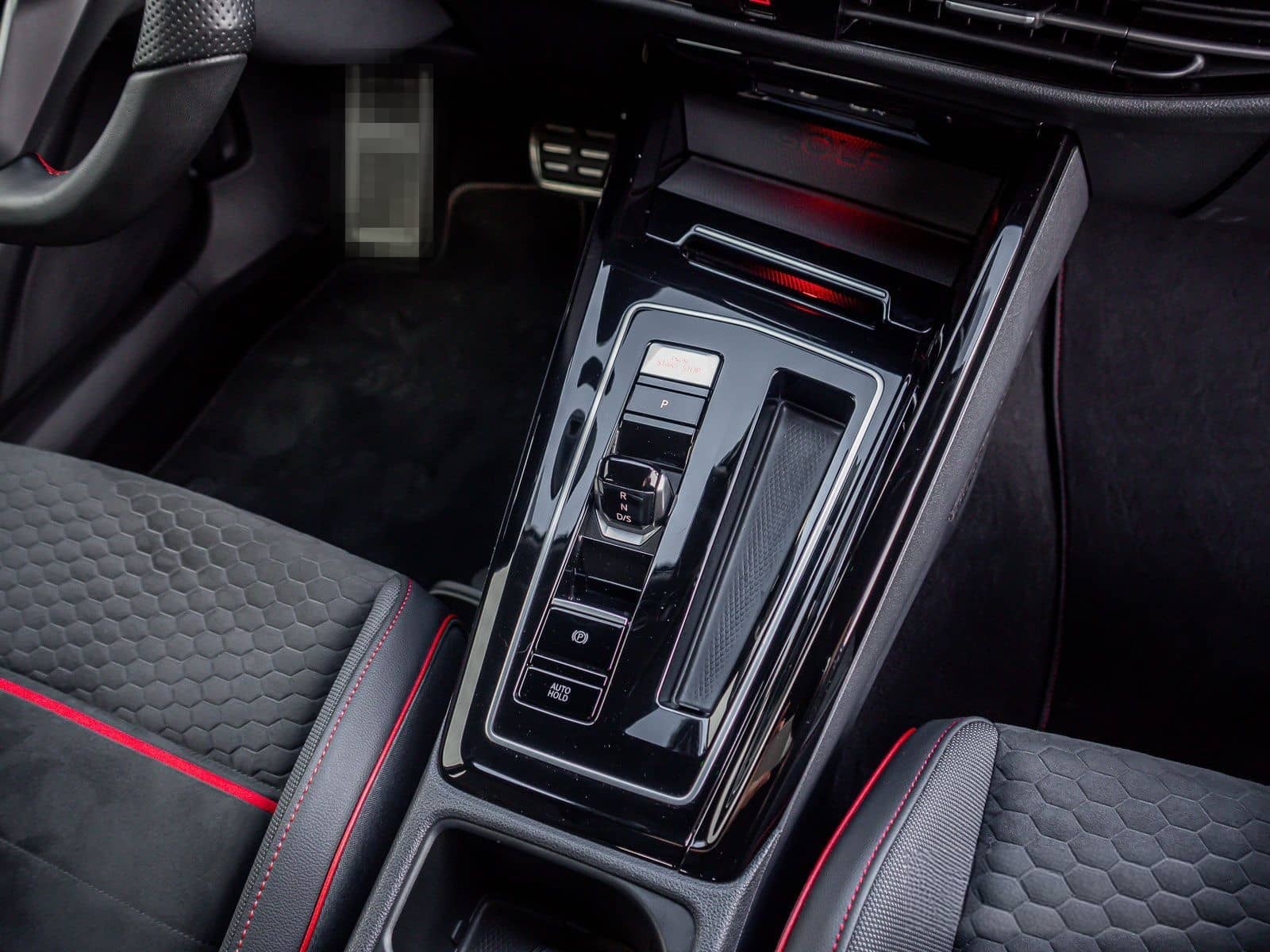 Volkswagen Golf VIII GTI Clubsport 2.0 TSI LED+ Navi ParkPi foto 19