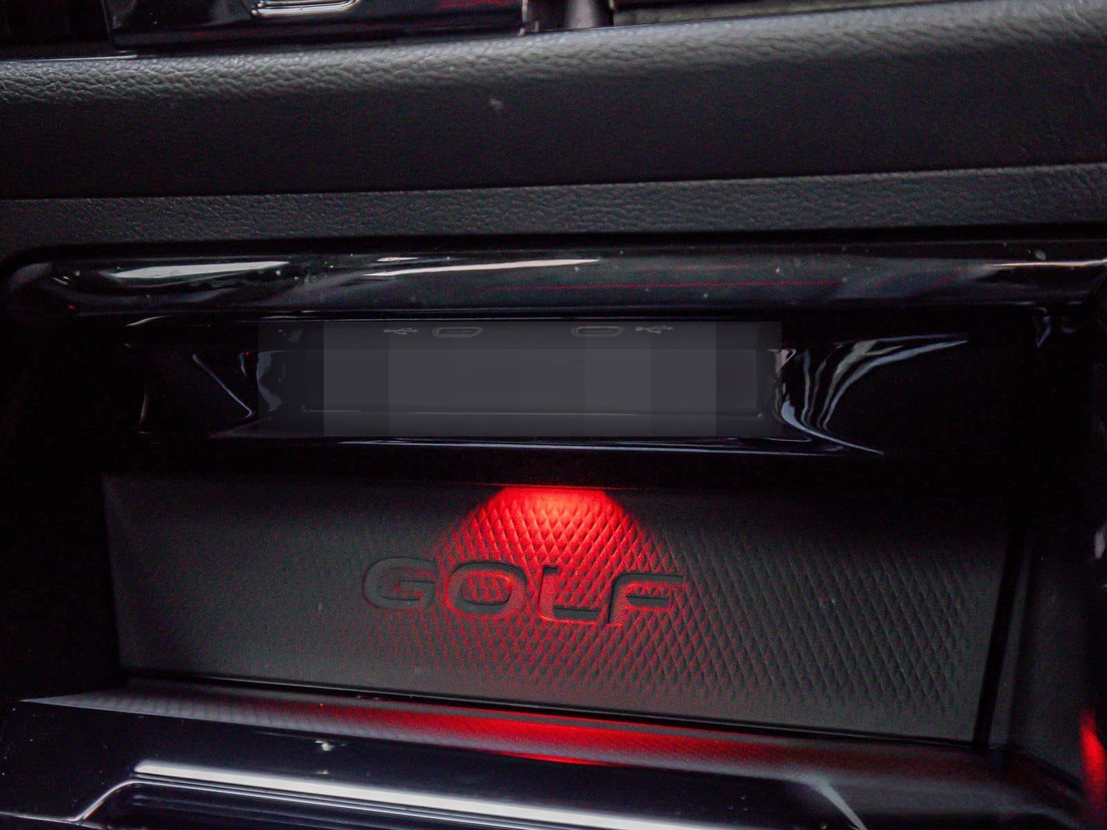 Volkswagen Golf VIII GTI Clubsport 2.0 TSI LED+ Navi ParkPi foto 25