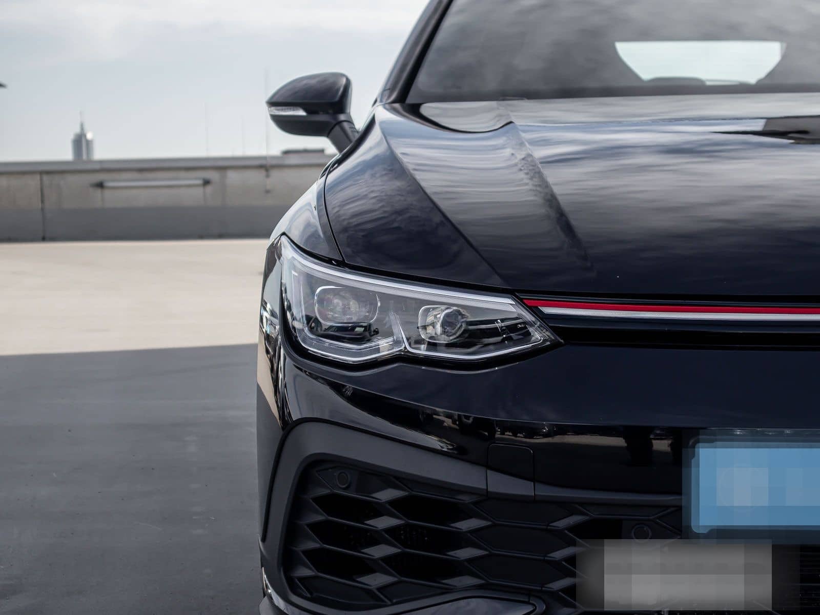 Volkswagen Golf VIII GTI Clubsport 2.0 TSI LED+ Navi ParkPi foto 10