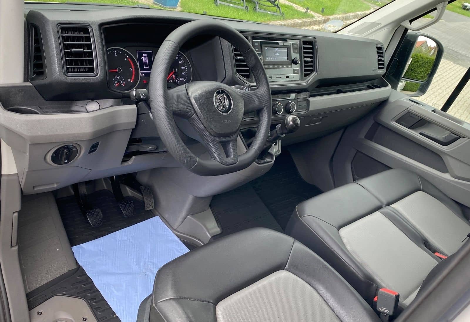 Volkswagen Crafter Pritsche Pritsche 35 DOKA mittellang RWD foto 10