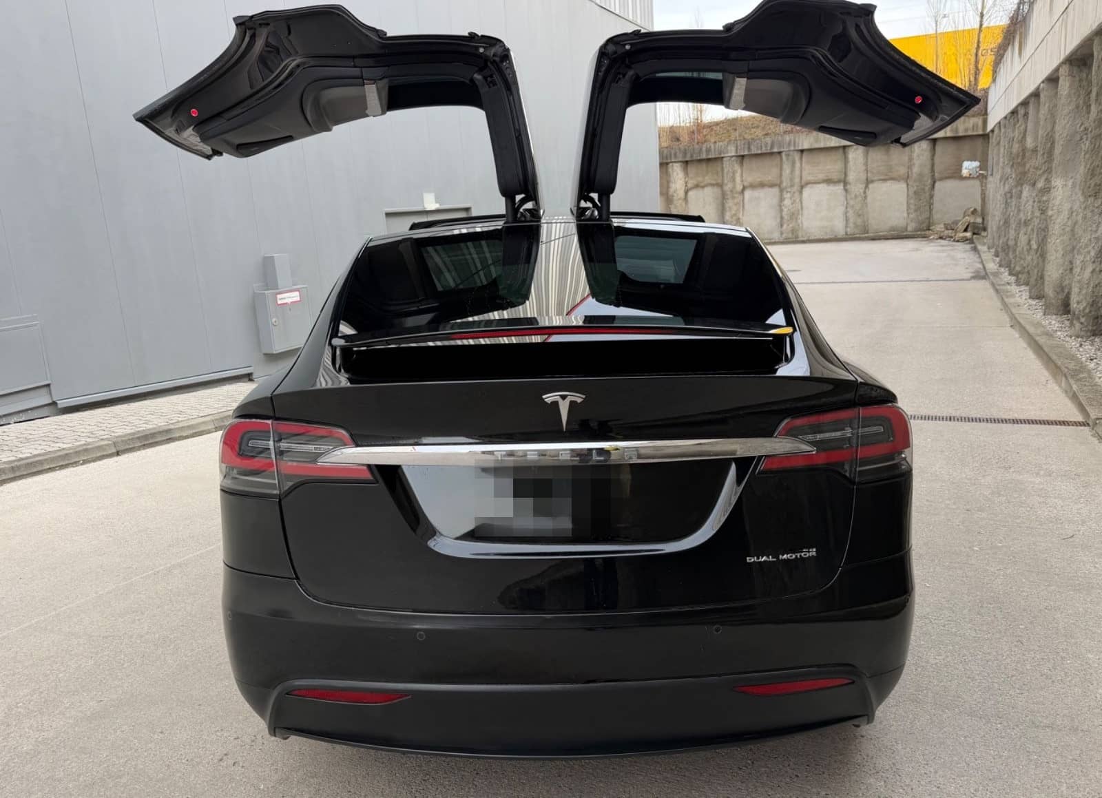 Tesla Model X Dual Motor Kamera 360 Leder Navi LED AHK foto 4