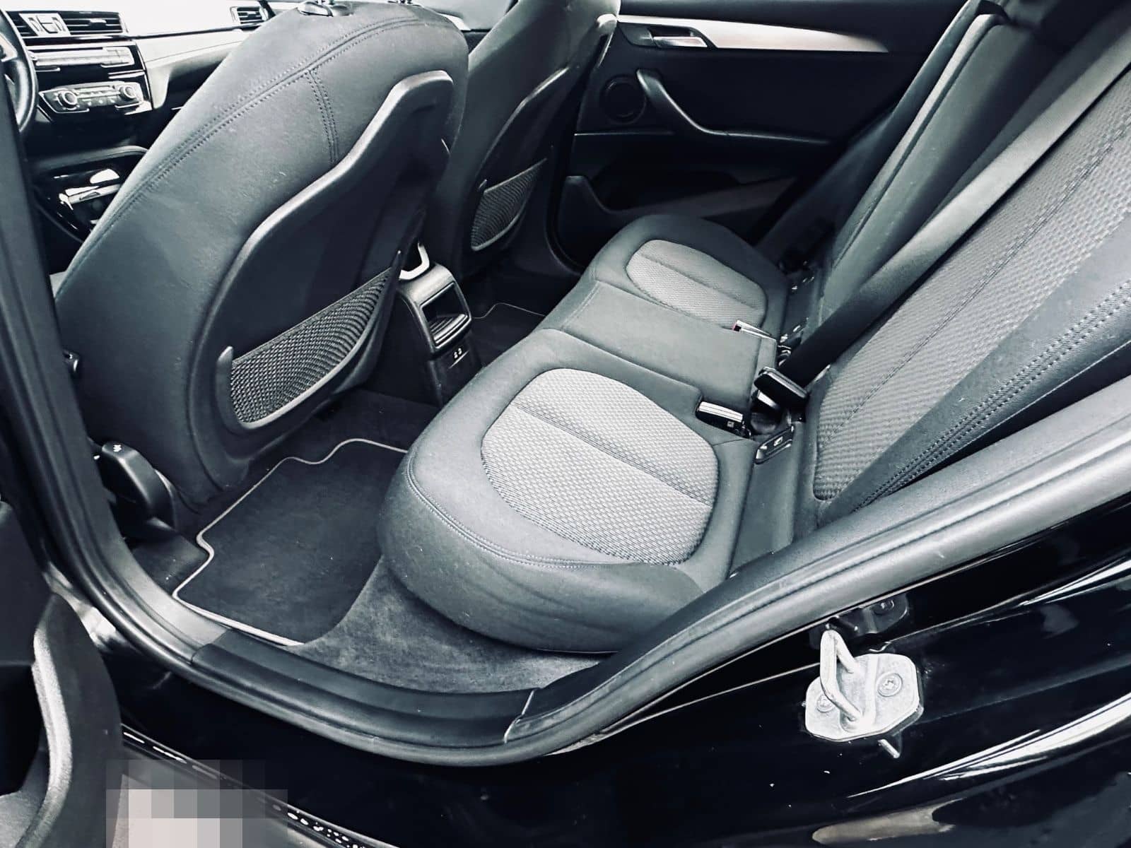 BMW X2 sDrive18i Sport foto 11