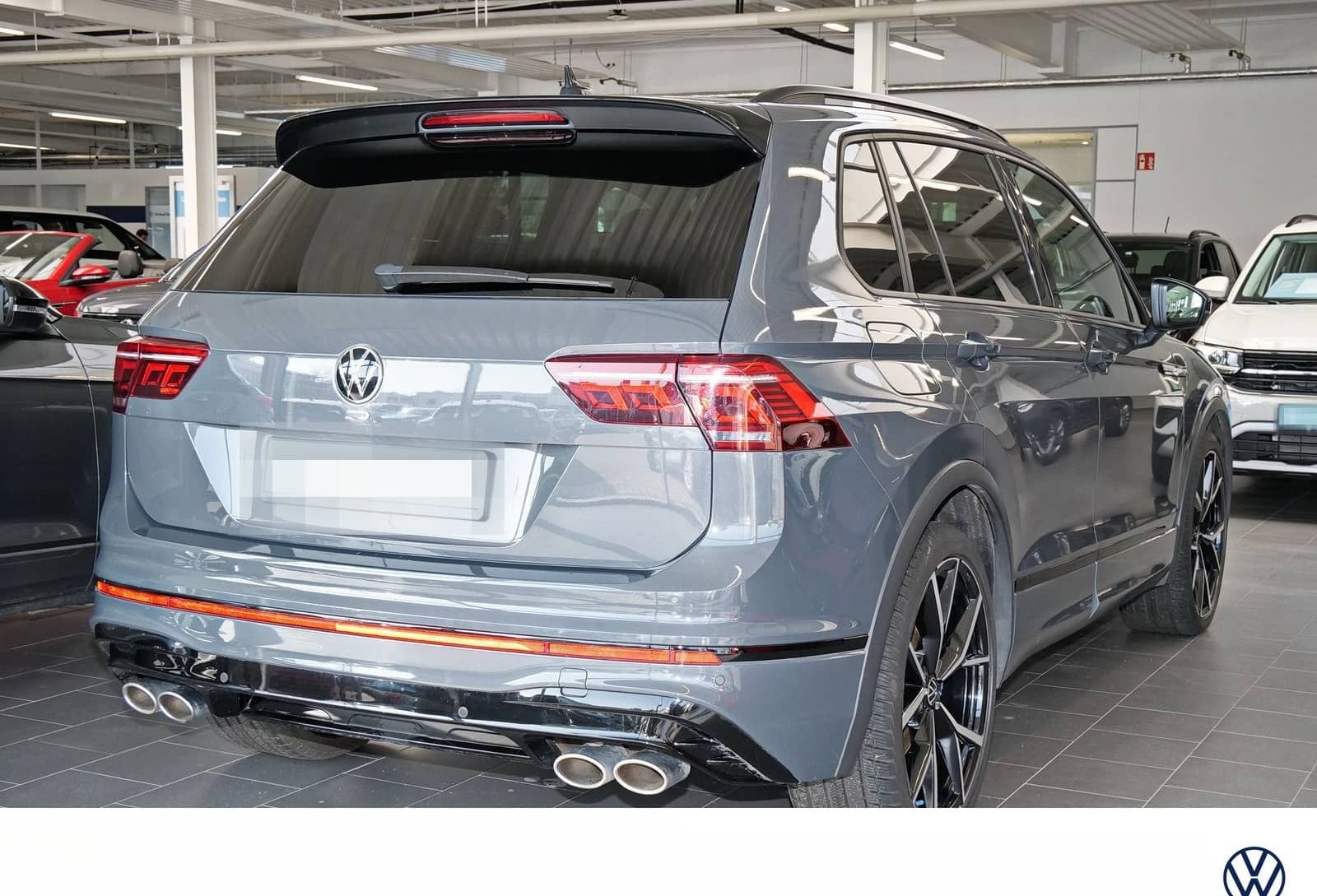 Volkswagen Tiguan 2.0 TSI R 4Motion DSG Harman AHK Navi uvm foto 6