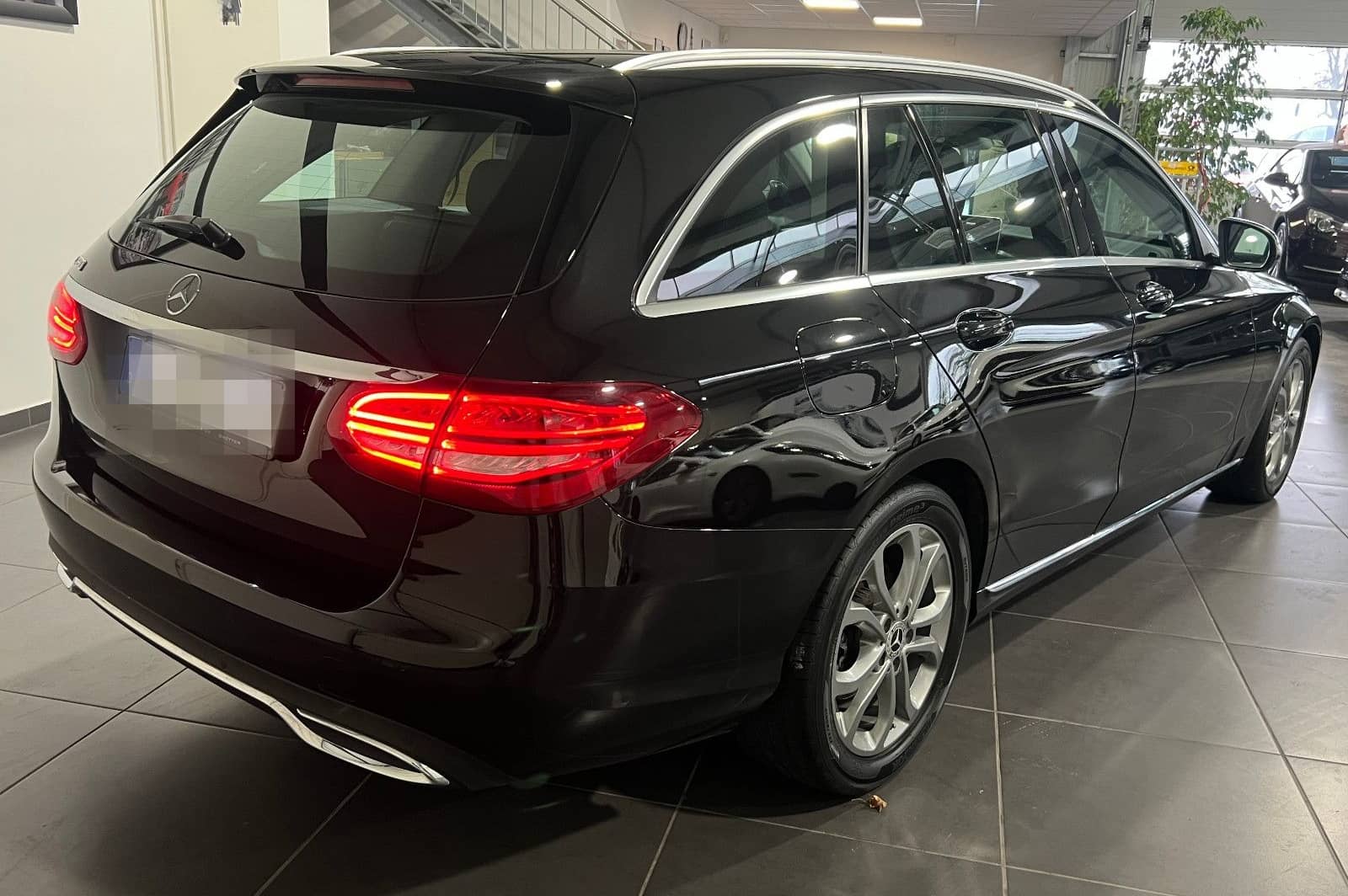 Mercedes-Benz C 180 CGI T Automatik **Navi*LED*SHZ*PDC*Temp** foto 6