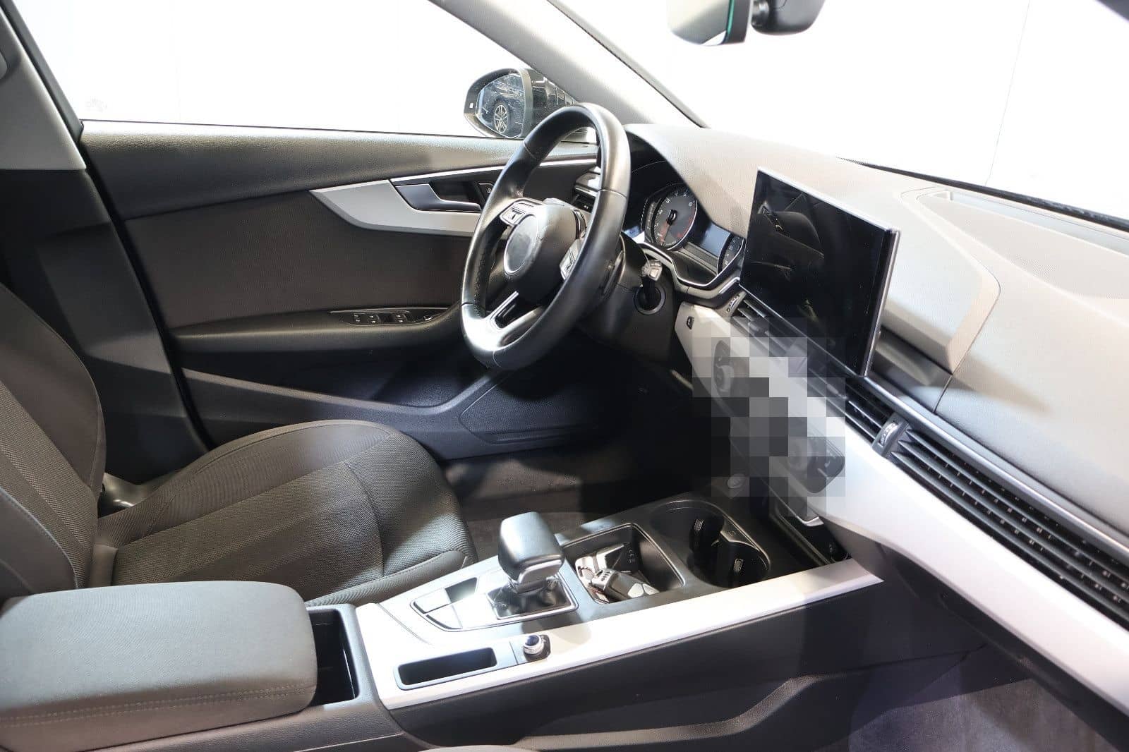 Audi A4 Avant 35 TFSI CARPLAY+FRONT+KEY+LED+17" foto 14