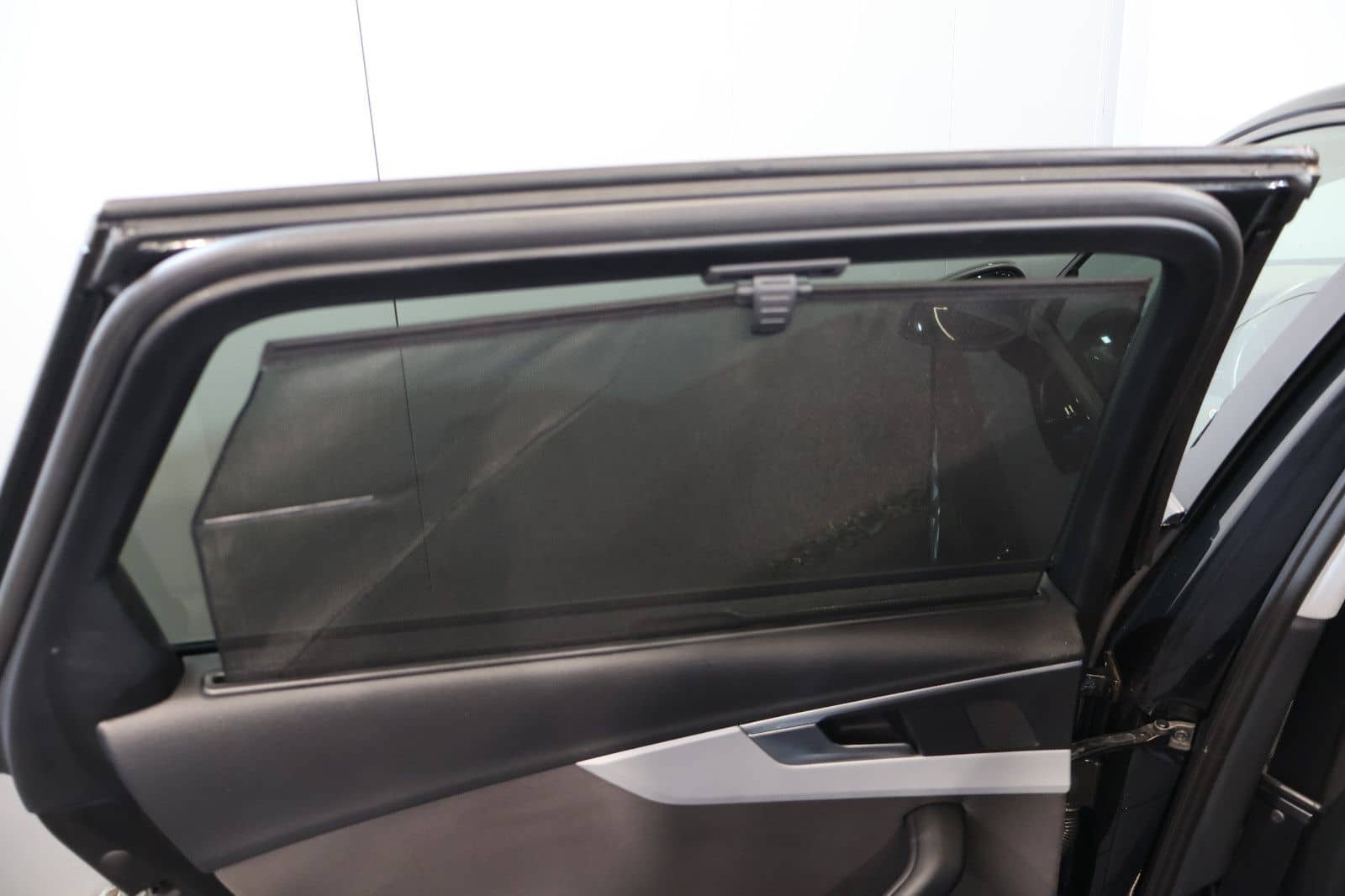 Audi A4 Avant 35 TFSI CARPLAY+FRONT+KEY+LED+17" foto 13