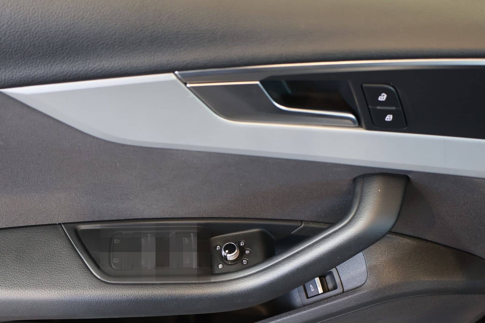 Audi A4 Avant 35 TFSI NAVI+CARPLAY+KEY+LED+17" foto 11