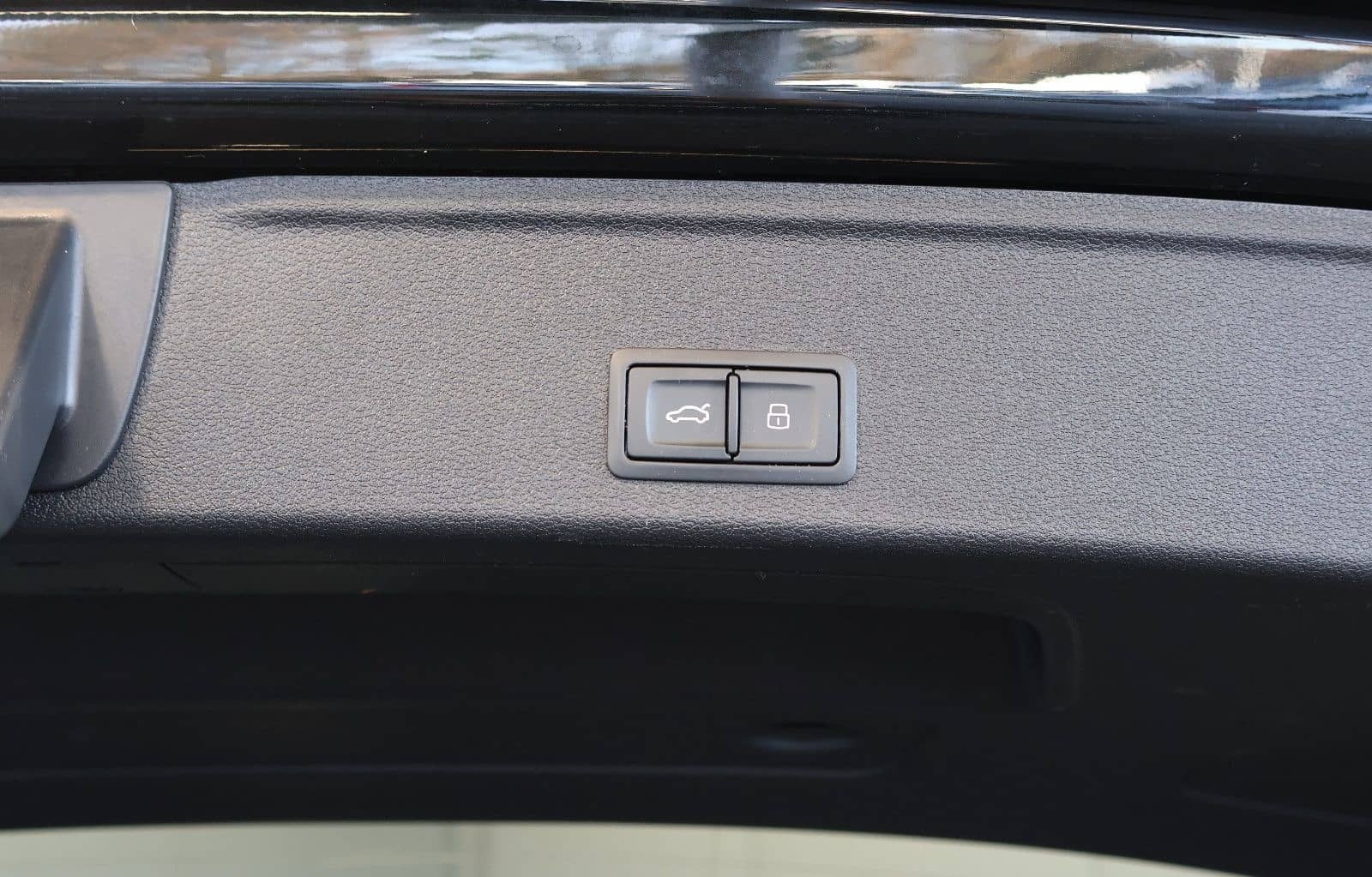 Audi A4 Avant 35 TFSI NAVI+CARPLAY+KEY+LED+17" foto 17