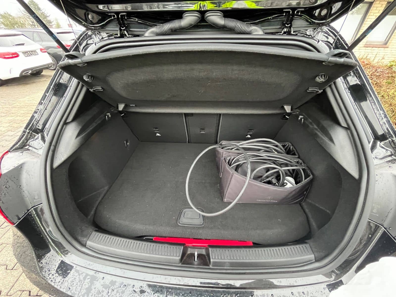 Mercedes-Benz A 250e Progressive LED Night foto 12