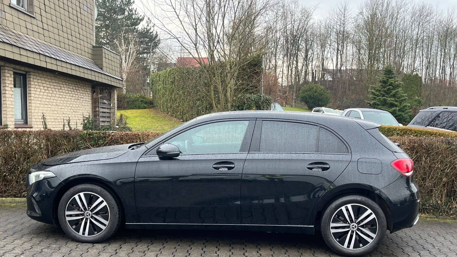 Mercedes-Benz A 250e Progressive LED Night foto 3