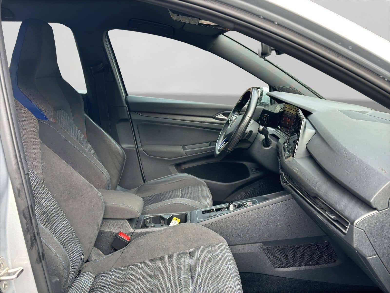 Volkswagen Golf GTE AHK STANDHZG NAVI LED+ APP-CONNECT foto 4